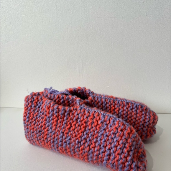 🧶🧡 HAND KNITTED SLIPPERS 🧡🧶 - Picture 4 of 8